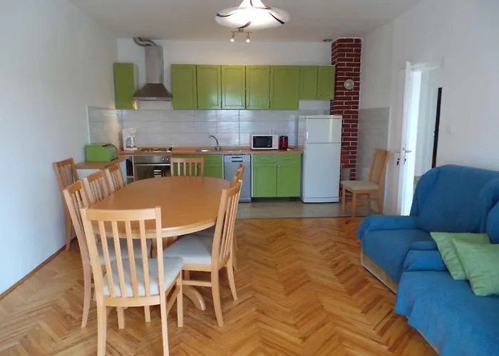 In With Sea View, Balcony, Air Conditioning, Wifi 809-2 Апартаменты *