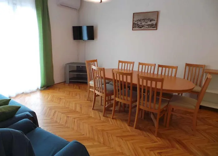 In With Sea View, Balcony, Air Conditioning, Wifi 809-2 Апартаменты