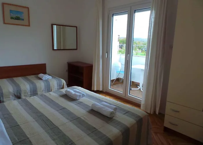In With Sea View, Balcony, Air Conditioning, Wifi 809-2 Любач