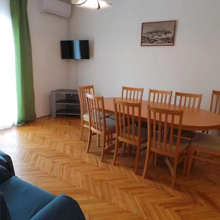 In With Sea View, Balcony, Air Conditioning, Wifi 809-2 Apartman