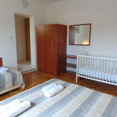 In With Sea View, Balcony, Air Conditioning, Wifi 809-2 Apartman *
