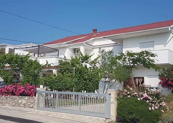 In With Sea View, Balcony, Air Conditioning, Wifi 809-2 * Ljubač